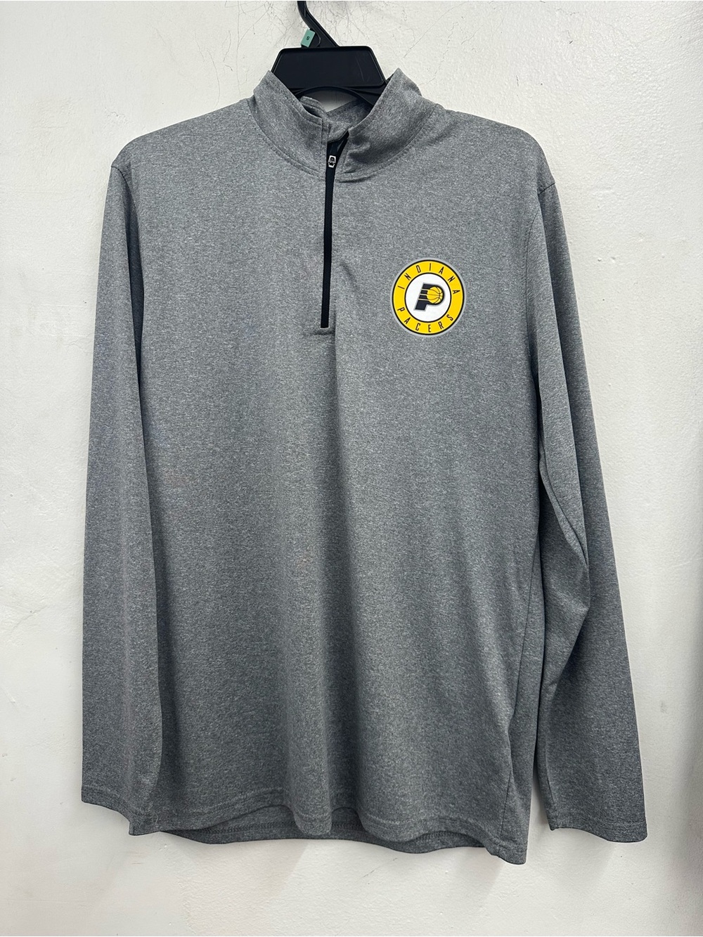 Indiana pacers Gray Quarter-Zip Pullover Long-Sleeve Shirt size medium